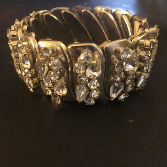 Elegant Silver Crystal Bracelet Like New - Picture 1 of 9